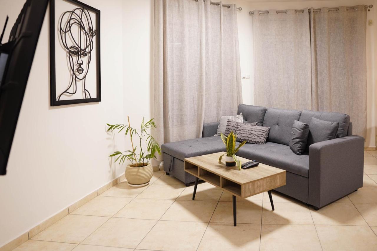 Daniel'S Garden Apartment Eilat Exterior photo